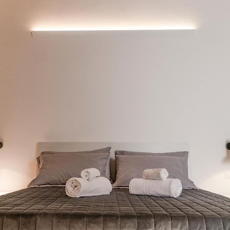 شقة Apulialux Marietta Luxury House - Centro Storico برينديسي المظهر الخارجي الصورة